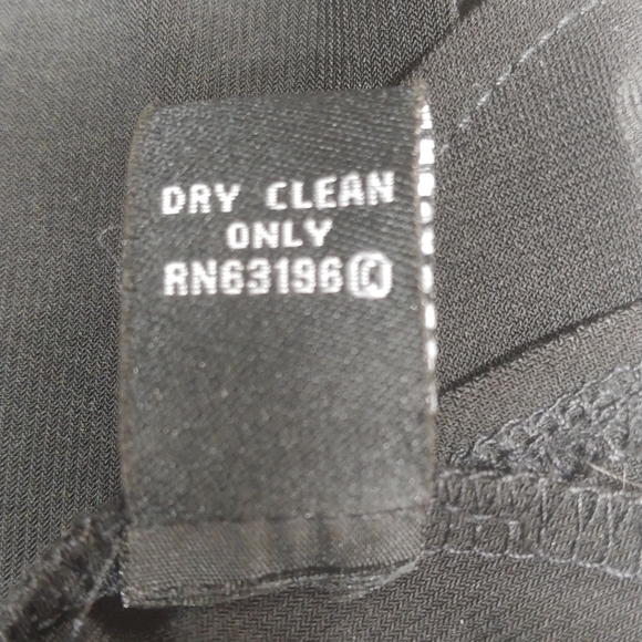 Dress - Picture 8 of 8